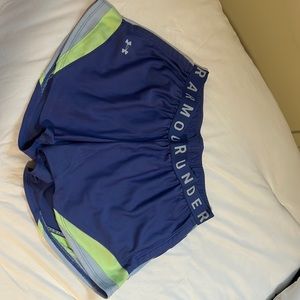 Under Armour shorts with pockets